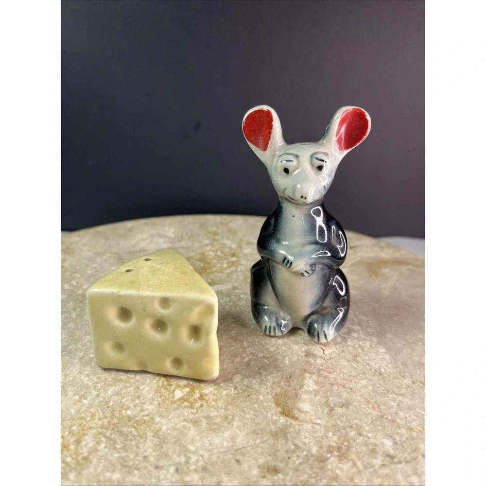 Vintage Anthropomorphic Mouse Cheese Rat Animal Salt and Pepper Shakers
